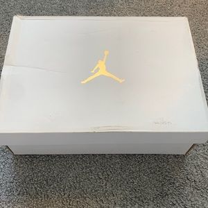 I am selling Air Jordan 1s Mid, in the size 7/5.